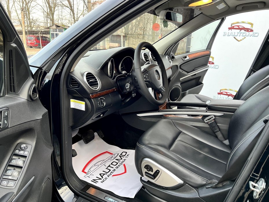 Mercedes GL-Class
