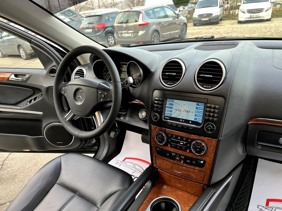 Mercedes GL-Class