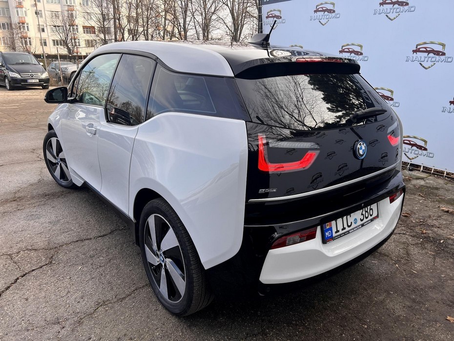 BMW I3